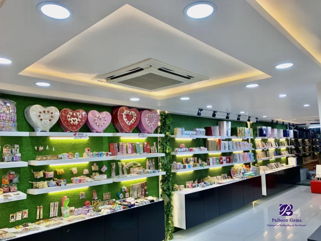 ของชำร่วยแต่งงานร้านไพบูรณ์เจมส์มีให้เลือกมากมาย